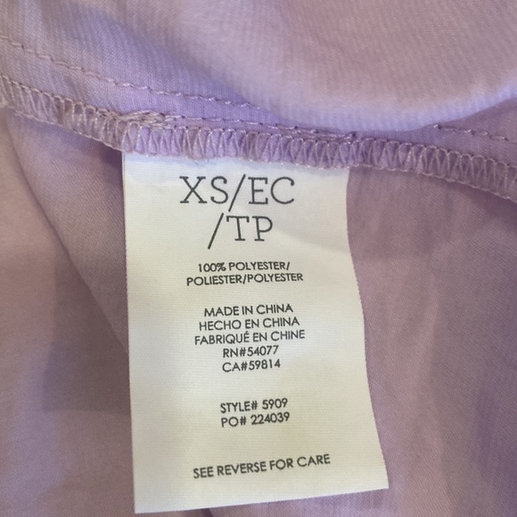 Beautiful CAbi sleeveless top - Picture 7 of 12